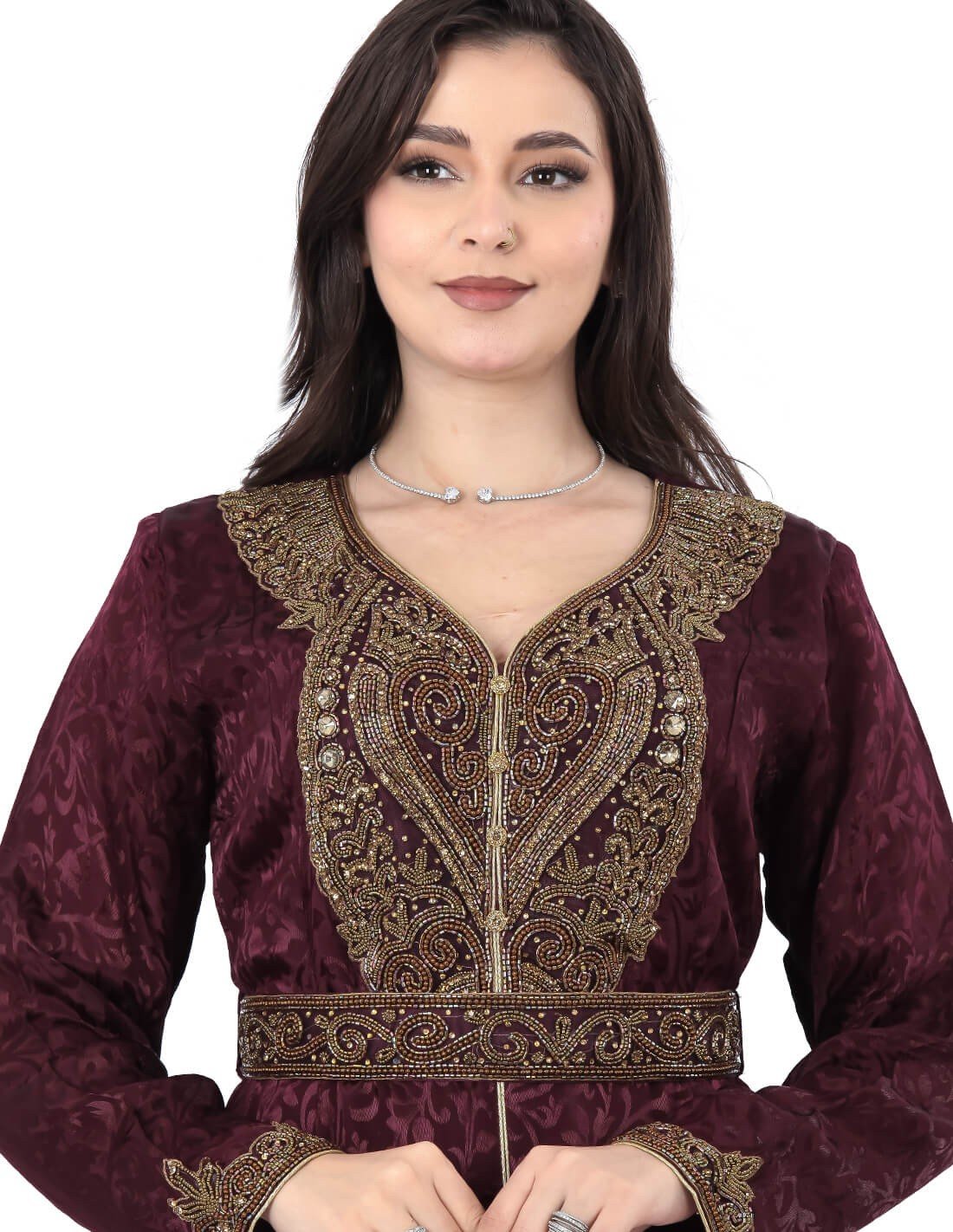 جلابية سهرة باكمام طويلة وتطريز بالصدر