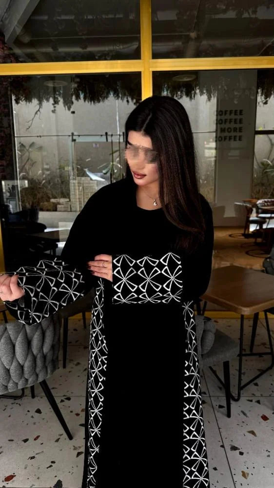 عبايه كريستال قصه نص كلوش قماش كتان