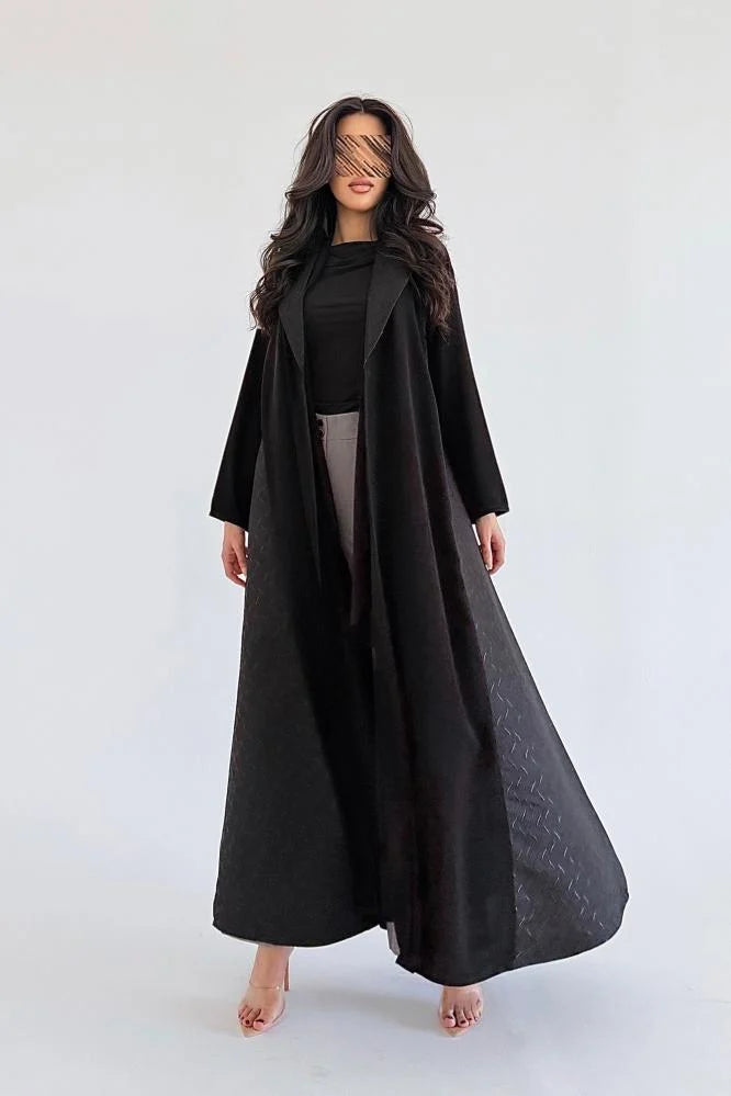 عباية كريب مع تدخيله جاكار هندي نقش