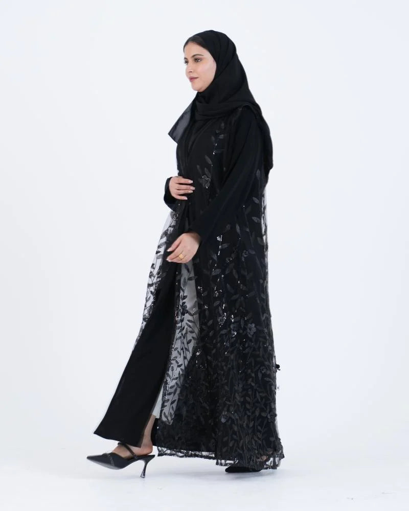 عباية ملكي نص كلوش سوداء ببطانة خارجية من الشيفون المطرز