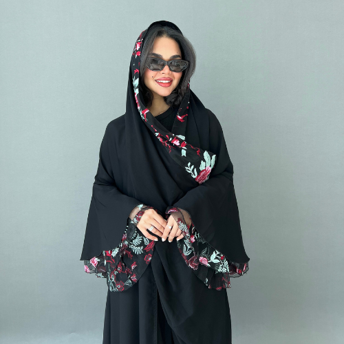 عباية انترنت سوداء الأكمام فرنسية مع تل مطرزة بالورد الأحمر