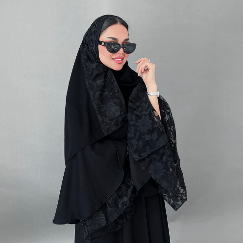 عباية انترنت بتطريز أسود من الأسفل مع كم فرنسي تل مطرز