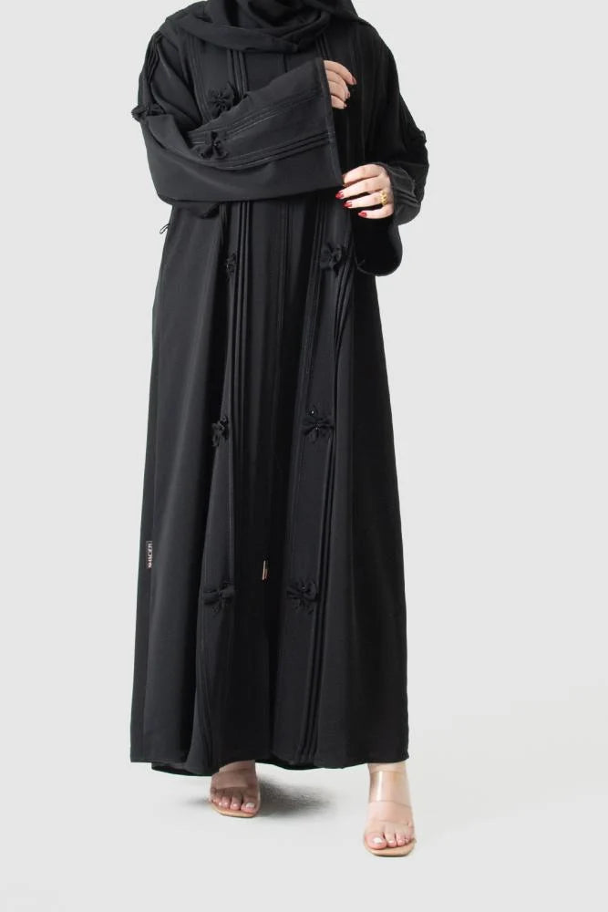 عباية ناعمة من الحرير مطرزة M5546