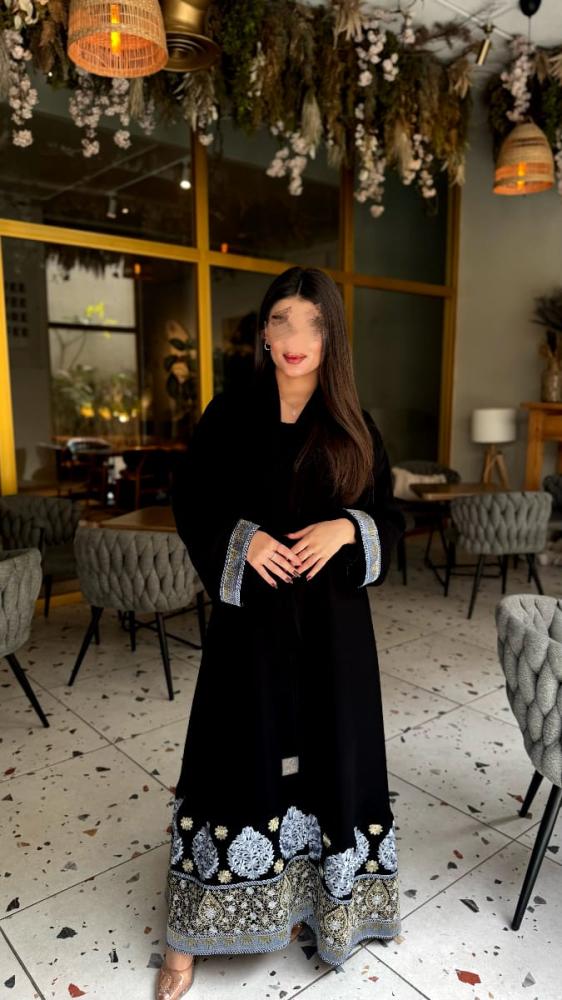 عبايه ملكية قصه نص كلوش قماش كتان