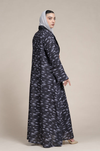 عباية جاكيت كتان اسود لف وباضافة قماش تفته زيتي