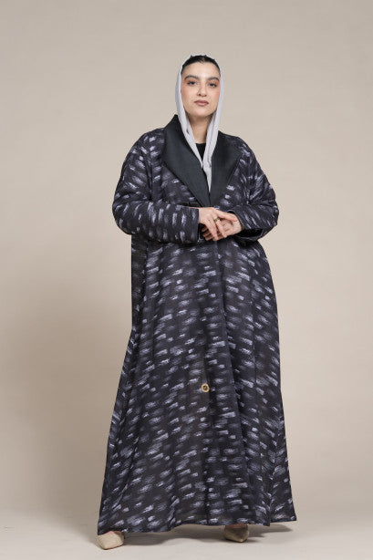 عباية جاكيت كتان اسود لف وباضافة قماش تفته زيتي