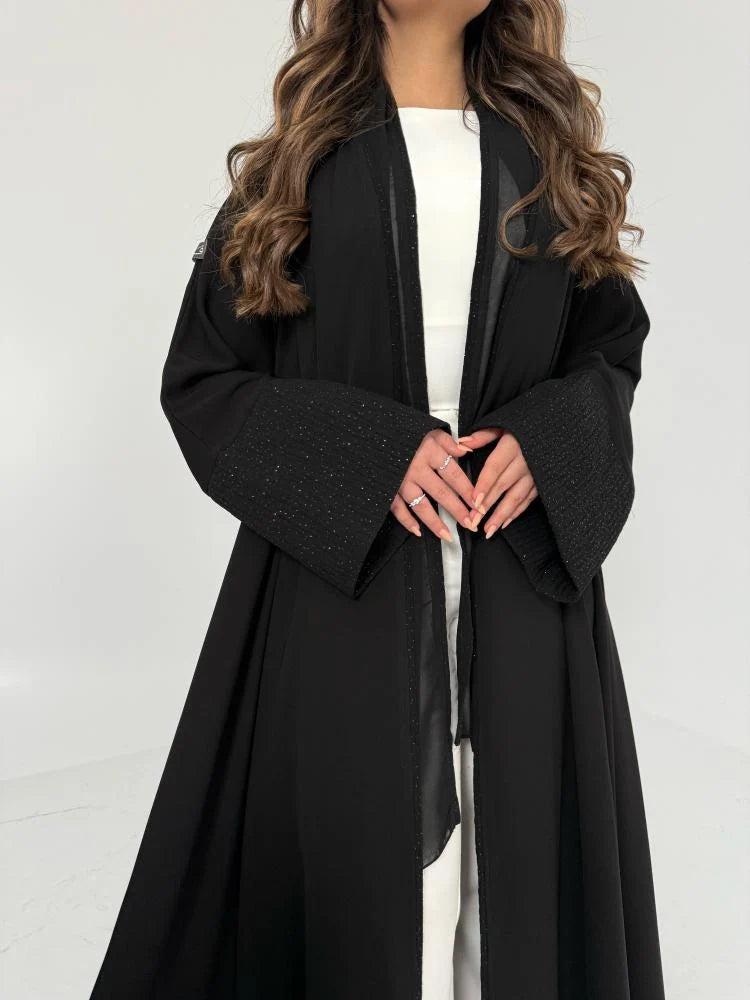 عباية كريب اسود مع اكمام لمعة اسود