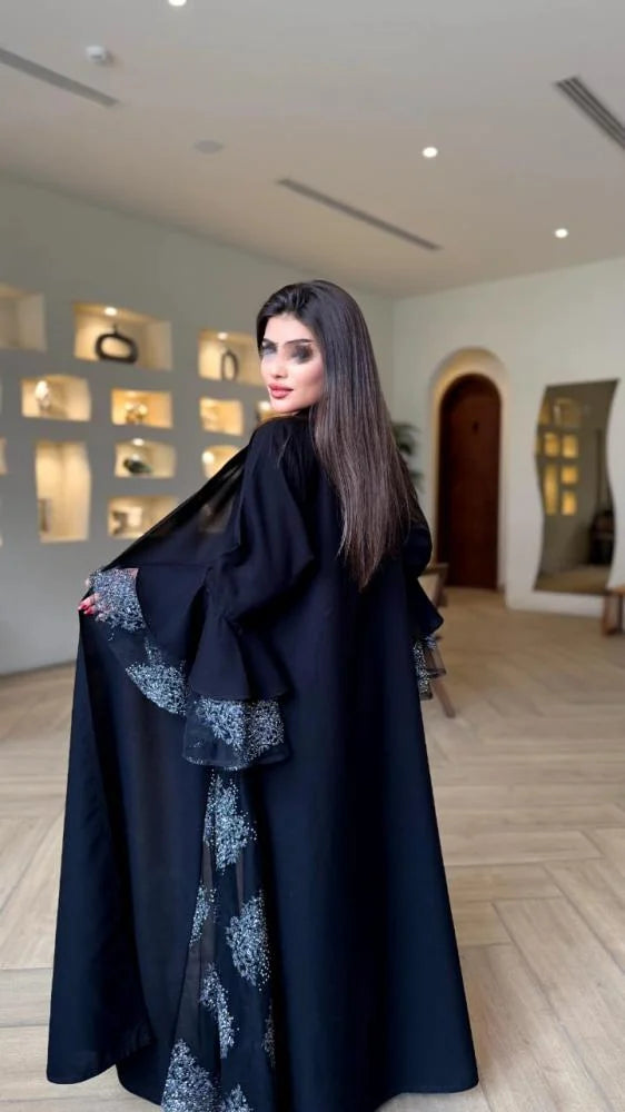 عبايه فوفو قصه نص كلوش قماش كتان مع اورجانزا