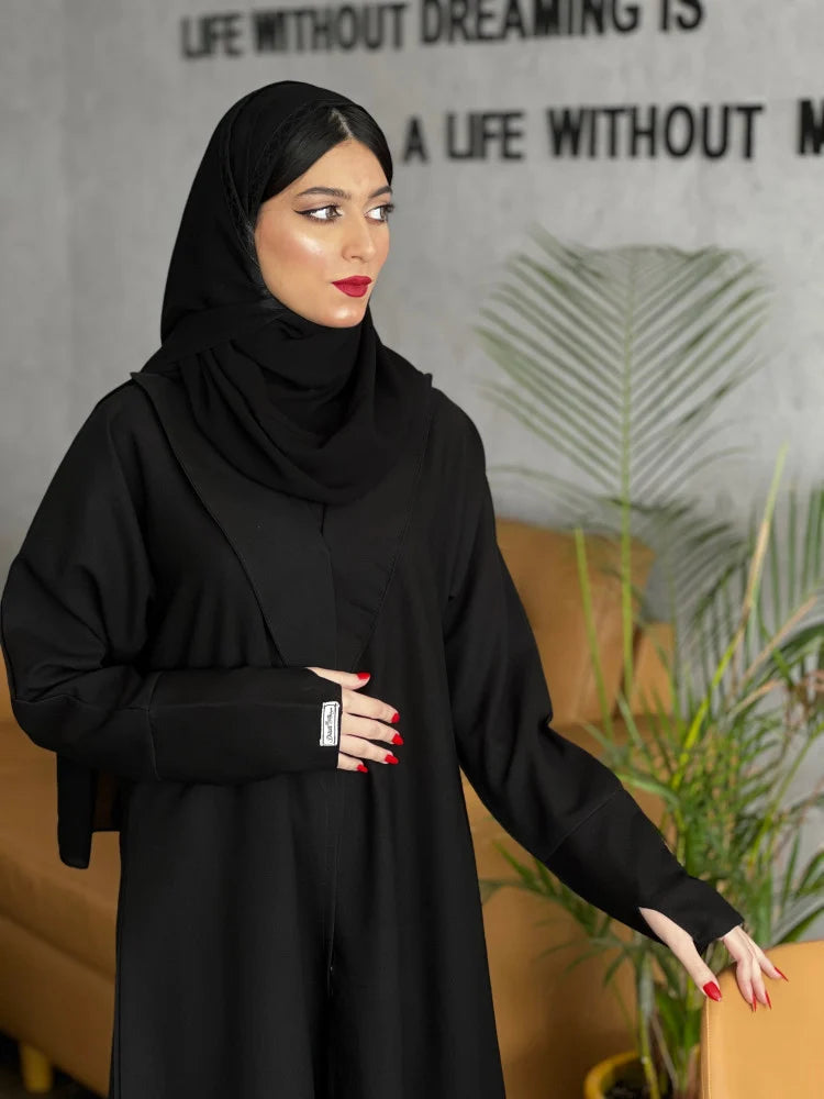 عباية كلاسيك سوداء سادة بياقه (5)