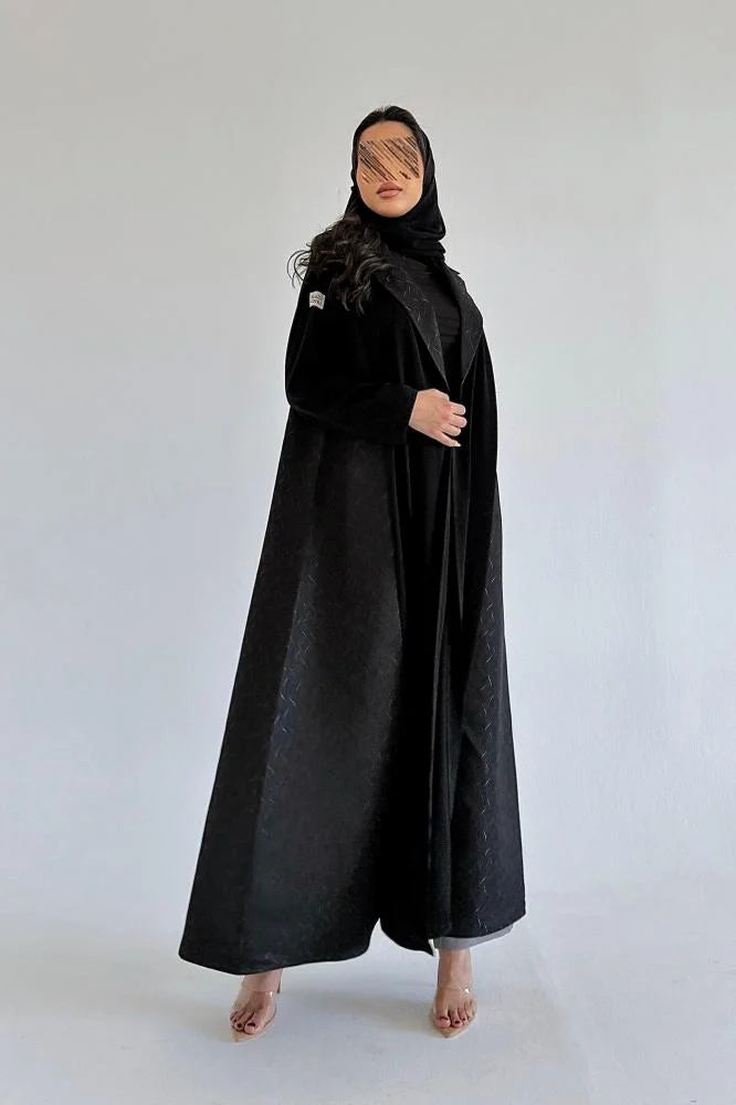 عباية كريب مع تدخيله جاكار هندي نقش